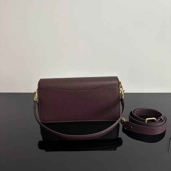 Coach Tabby envelope bag size 26*15*7.5cm - Picture 4 of 9